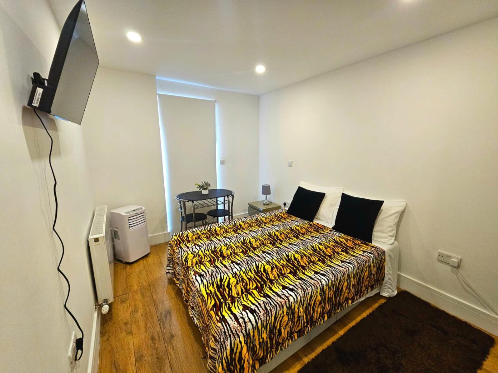 Oliver Double Room London Exterior photo